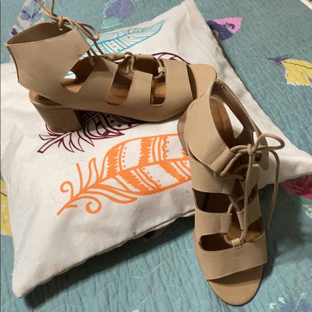 Tan lace up chunky 2” heel sandals